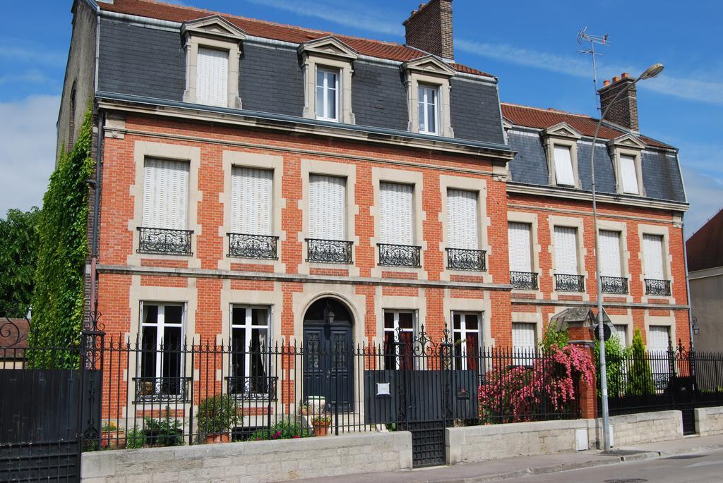 Chambre D'Hotes L'Ambroise Troyes Exterior photo