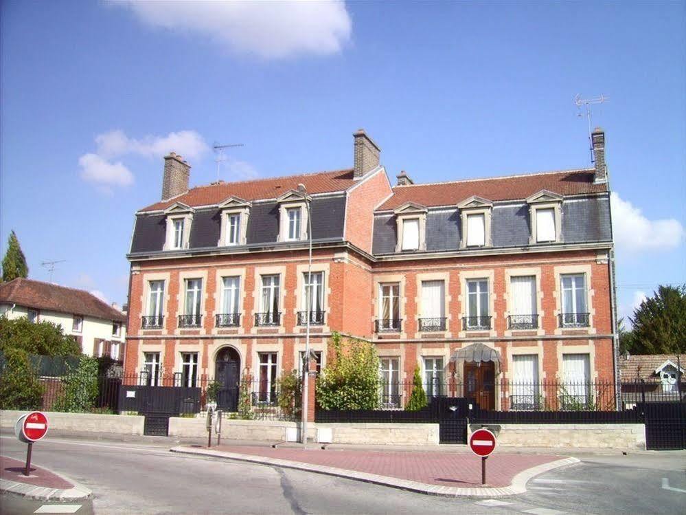 Chambre D'Hotes L'Ambroise Troyes Exterior photo